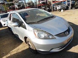 2013 HONDA FIT SILVER 1.5 MT A20139